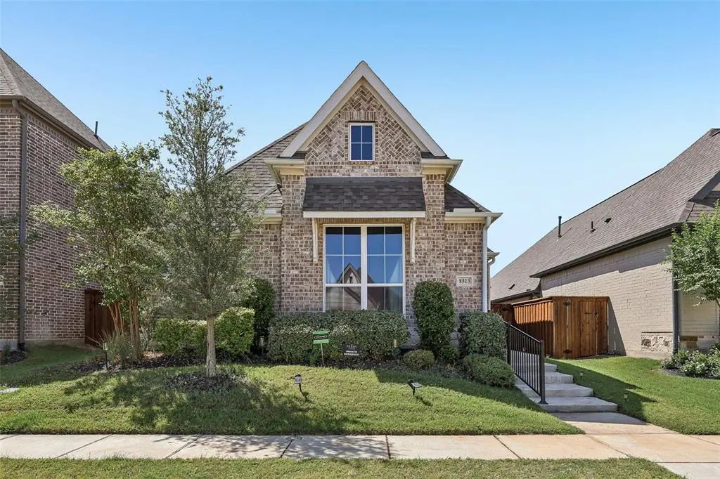 8513 Melrose, The Colony