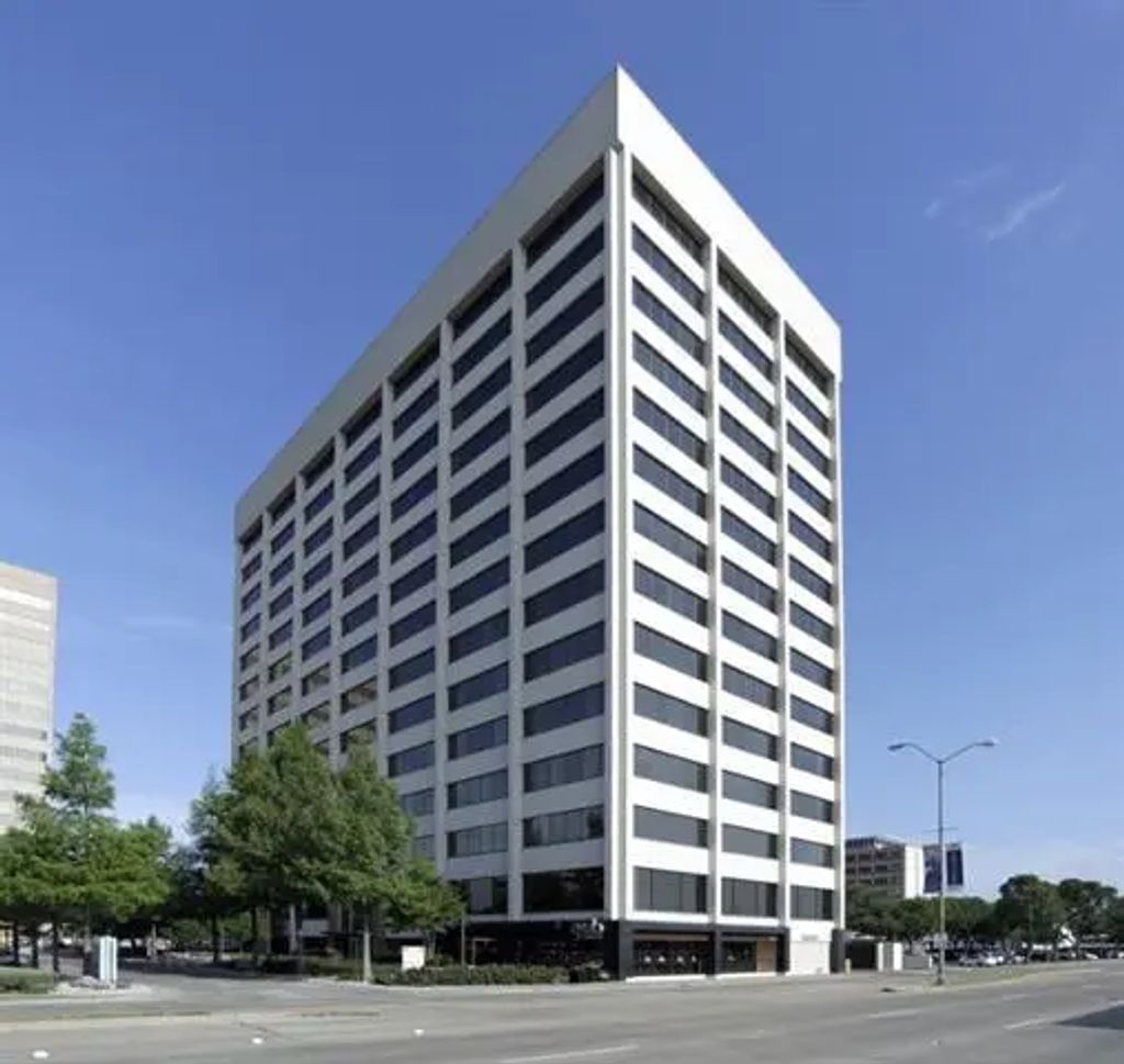 4925 Greenville Avenue 200, Dallas