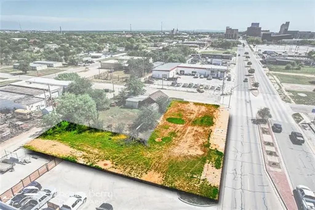 925 Pine Street, Abilene