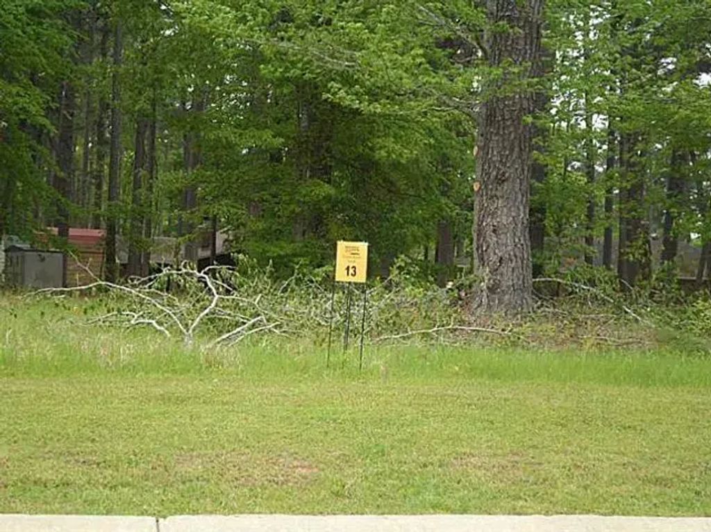 Timber Knoll Drive 13, Shreveport