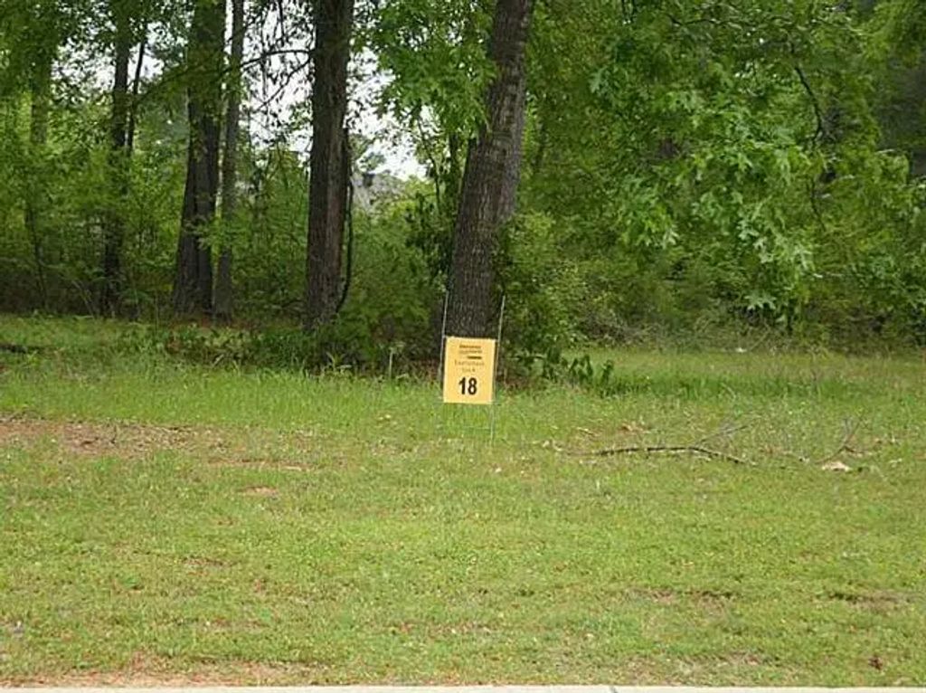 Timber Knoll Drive 18, Shreveport