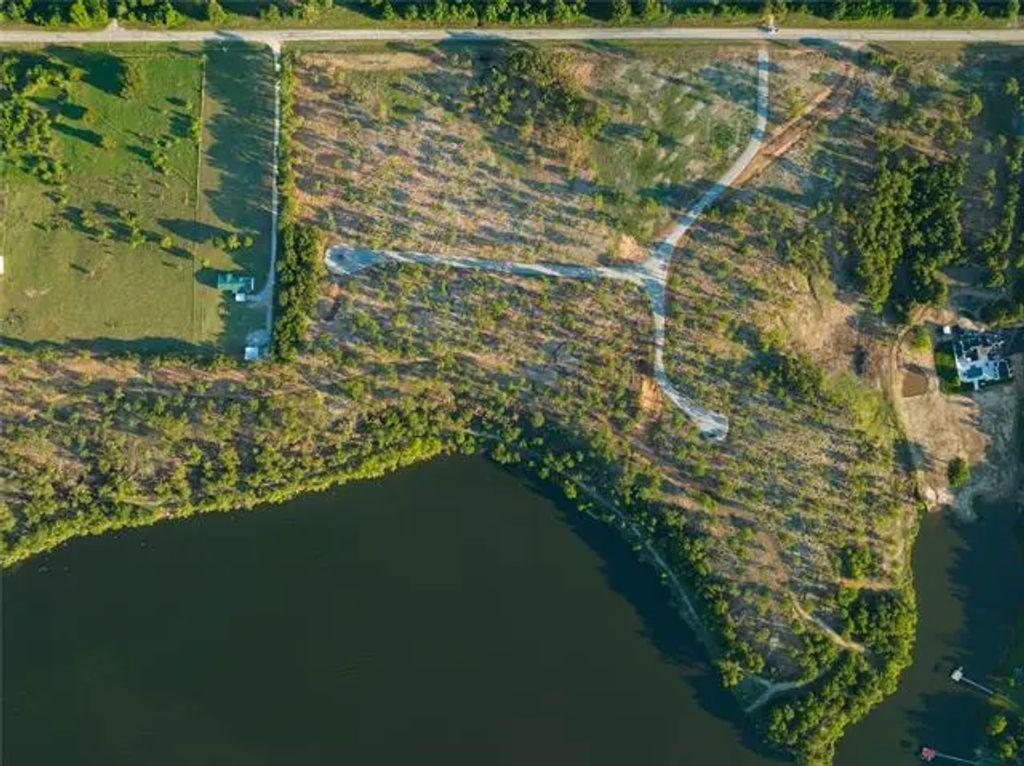 Lot 28 Choate, Bowie