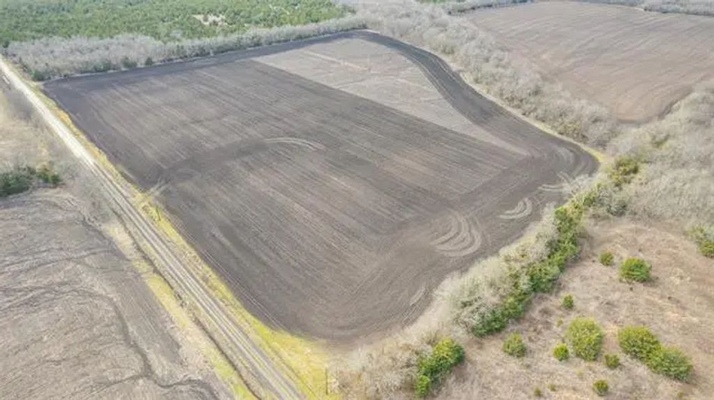 17 Acs County Rd 4907, Commerce