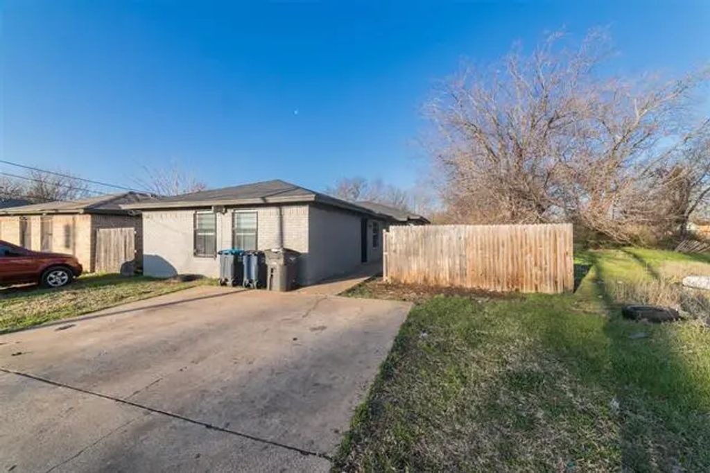 3844 Waldorf Street, Fort Worth