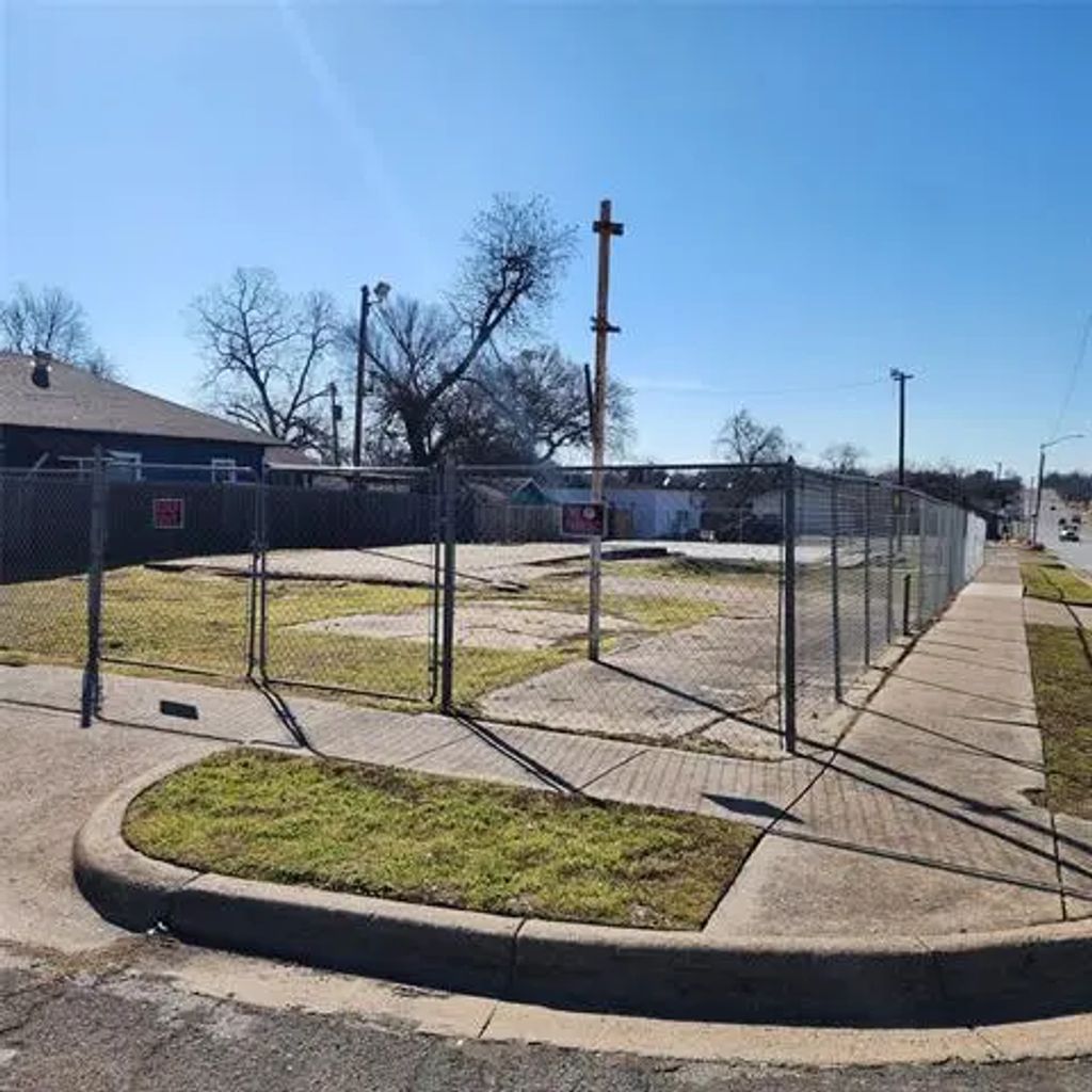 2007 Evans Avenue, Fort Worth