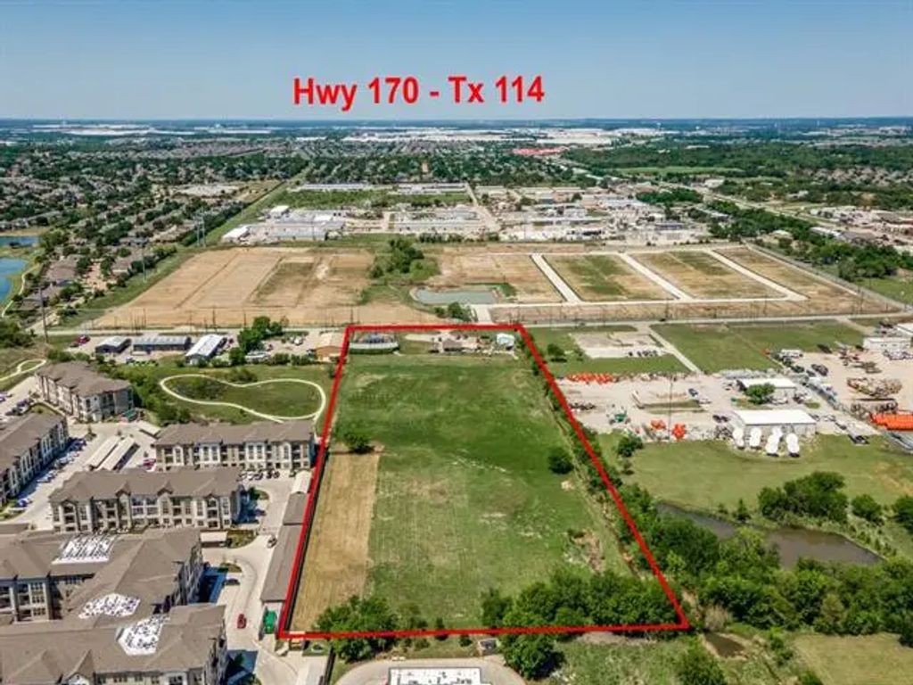 4720 Keller Hicks Road, Fort Worth