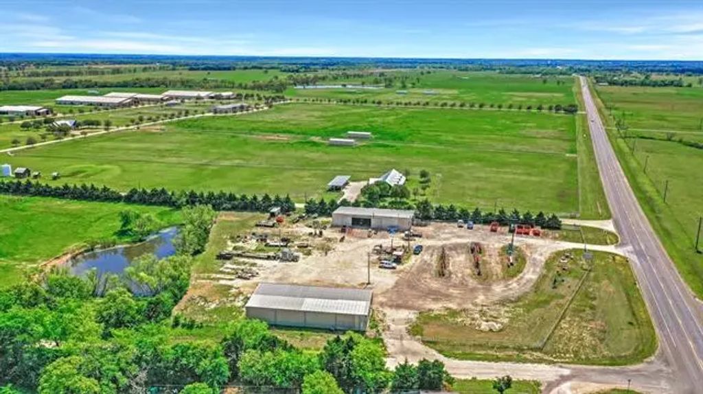 23350 Us Highway 377, Whitesboro