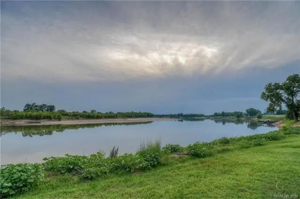 North Beach Drive 3, Bossier City