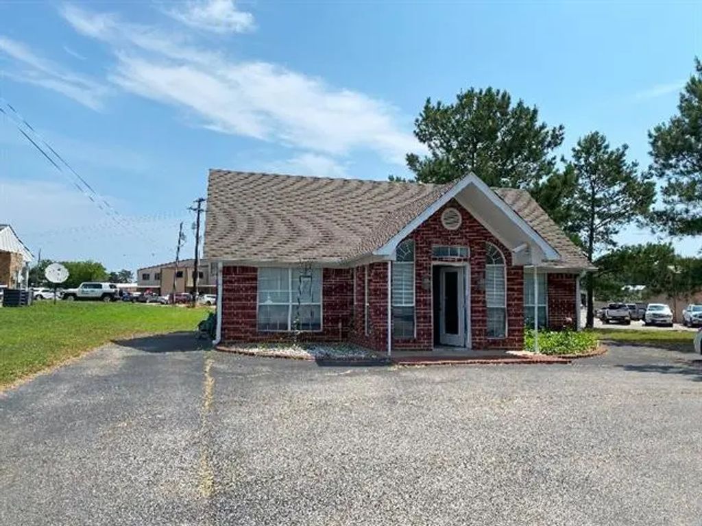 13814 State Highway 64, Ben Wheeler