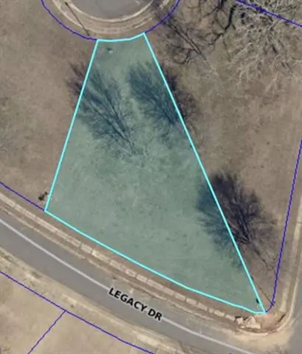 54 Legacy Court, Haughton