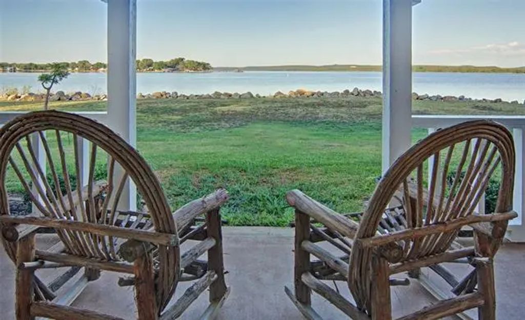 165 River Road, Possum Kingdom Lake