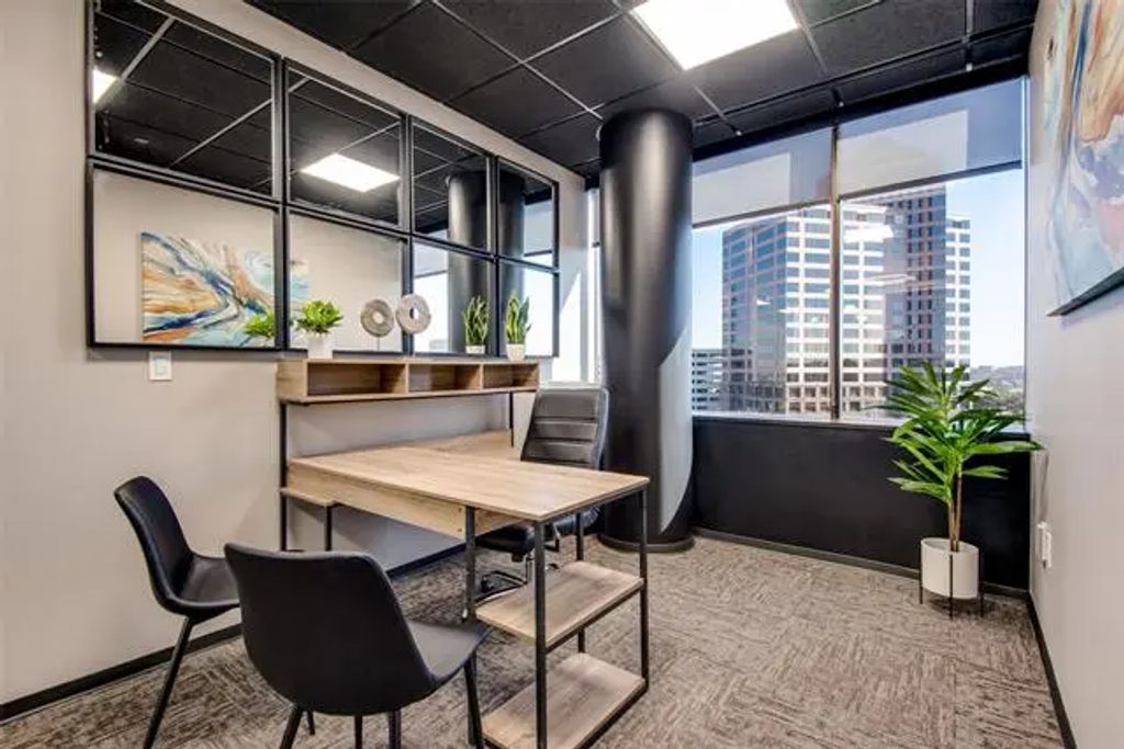 5718 Westheimer Road 1000 (office #8), Houston