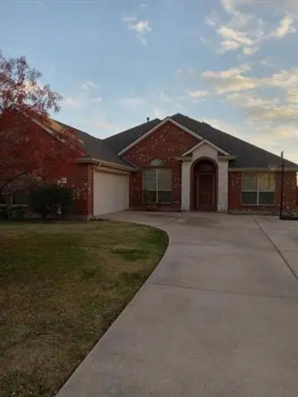 1304 Turnbridge Drive, Glenn Heights