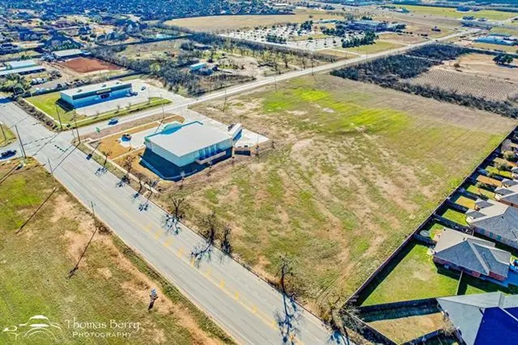 944 E Industrial Boulevard, Abilene