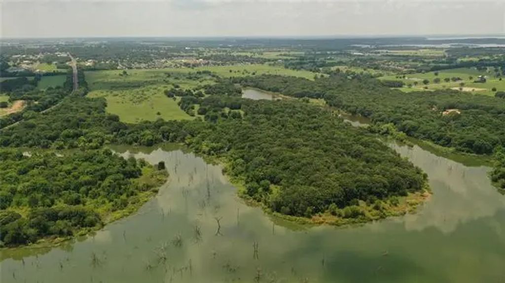 Holford, Pilot Point
