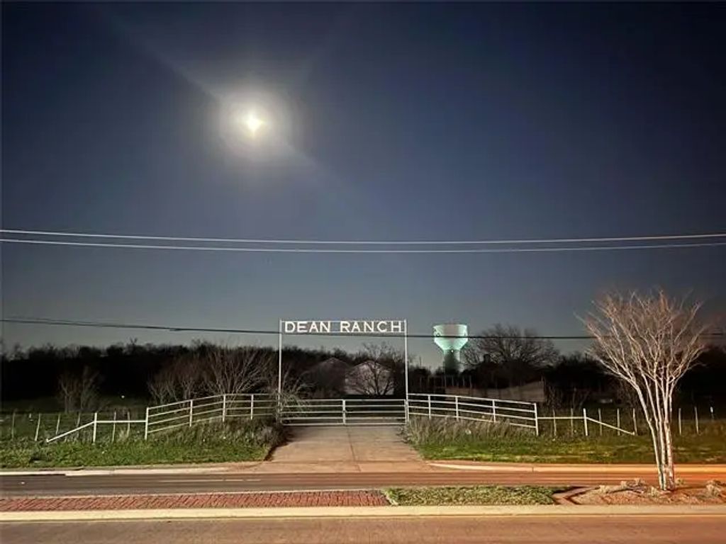 Tbd Fm 1187, Aledo