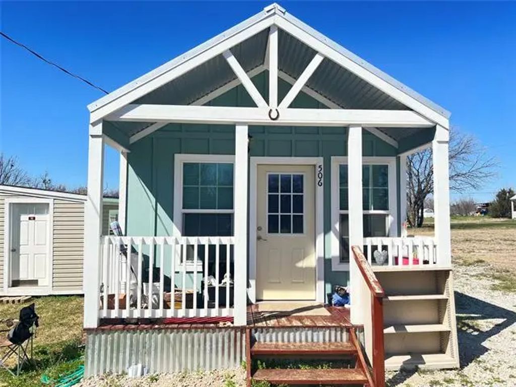 506 Green Street, Bowie
