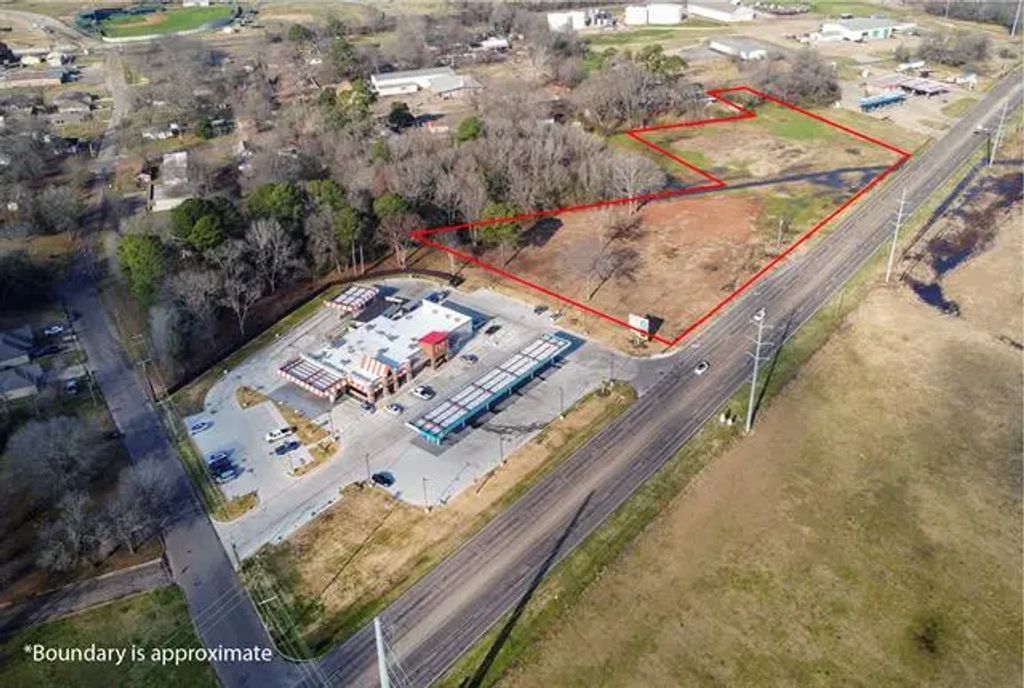 700 N Greer Boulevard, Pittsburg