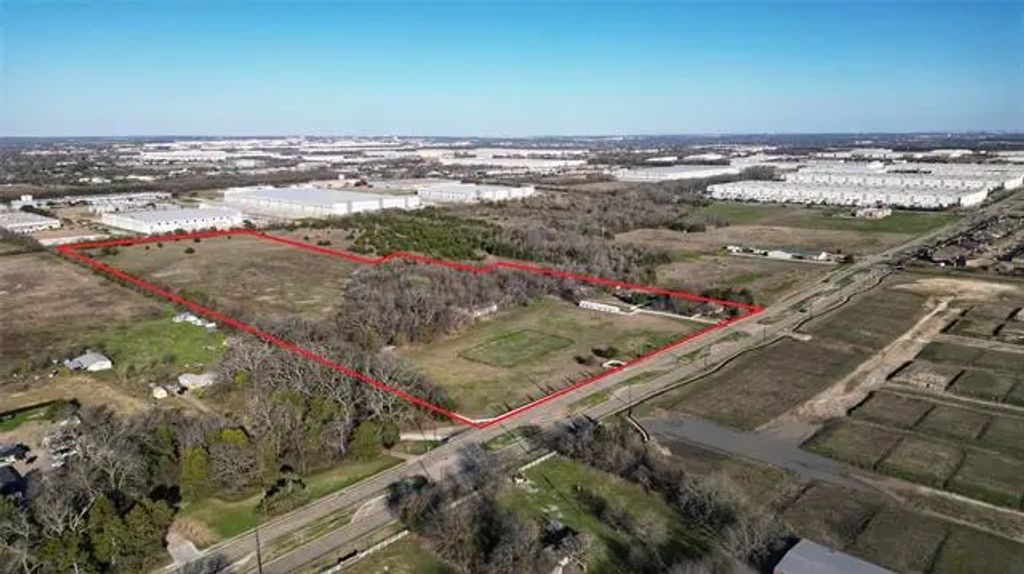 2105 N Houston School Road, Lancaster