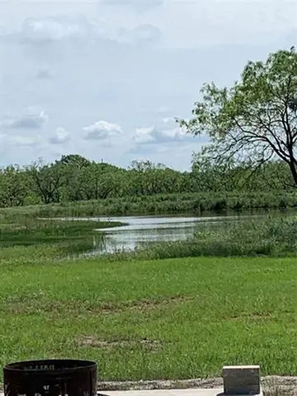 573 County Road 412, Carbon