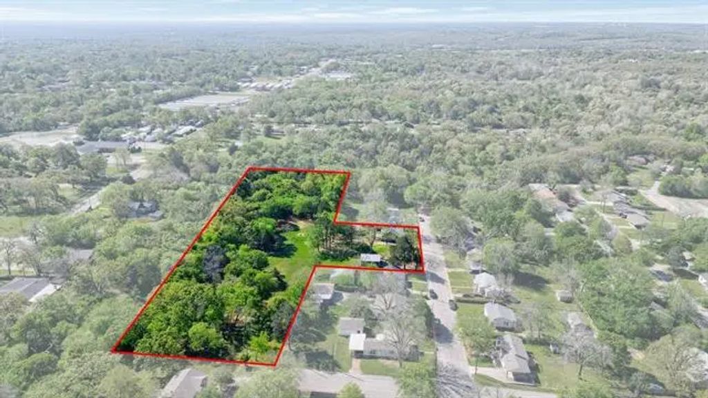 1830 Clark Drive, Denison