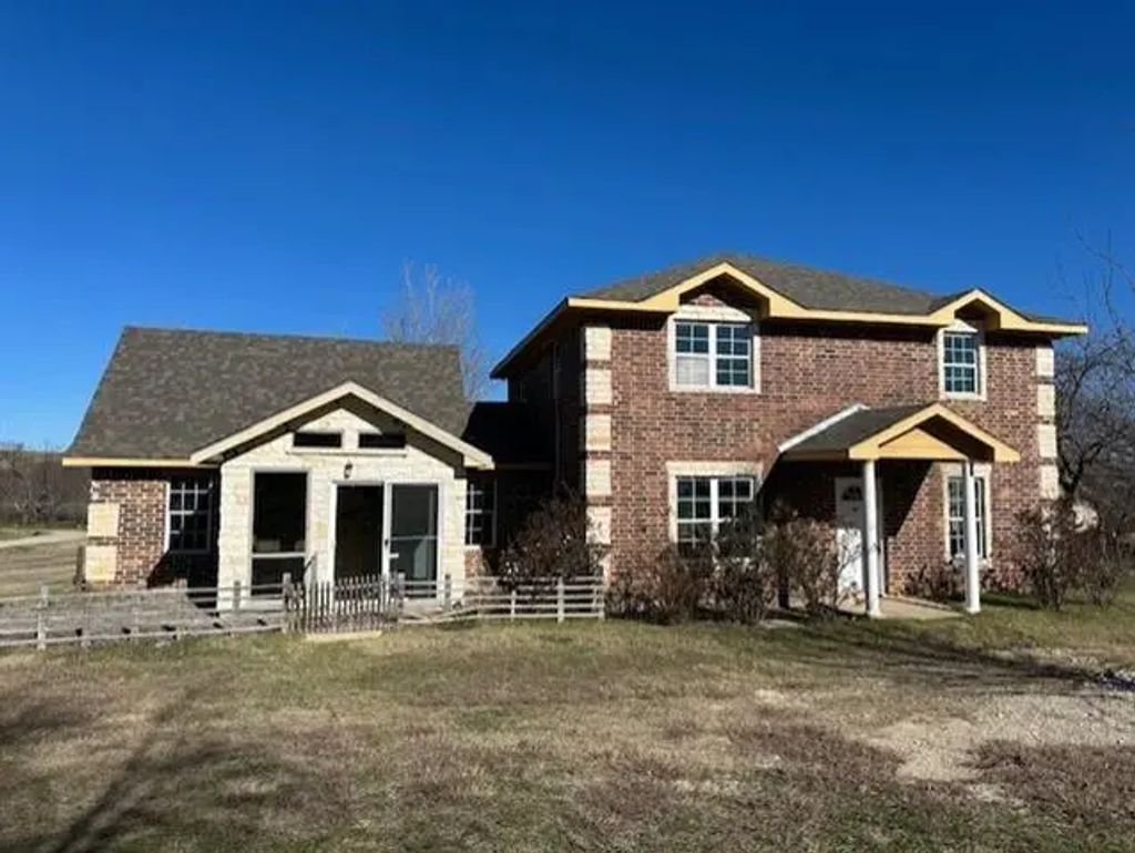 970 Mcreynolds Road, Sanger