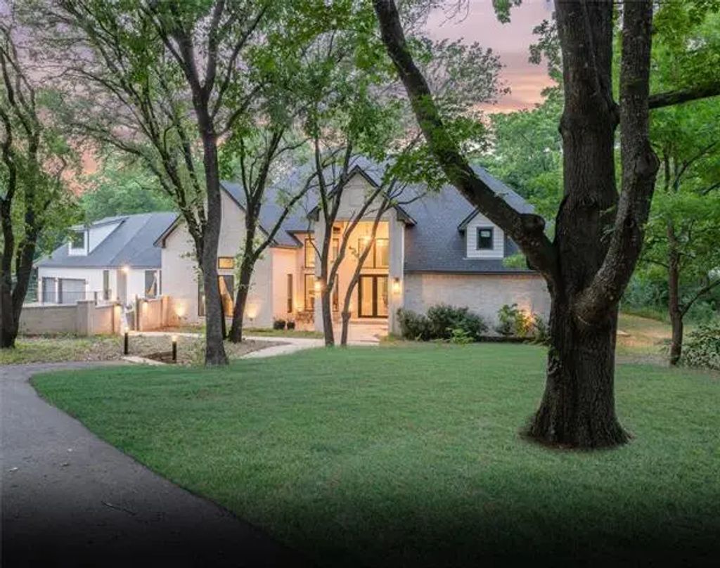 215 Mcmillen Road, Lucas