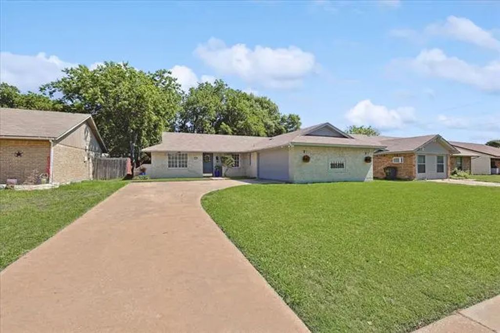 3529 Shorecrest Drive, Plano