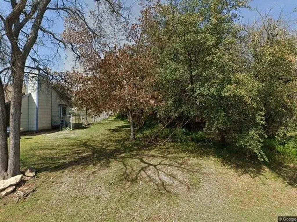2714 Birch Street, Granbury