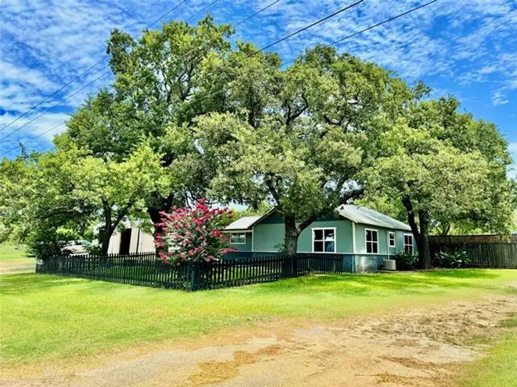7300 N State Highway 108 Highway, Stephenville