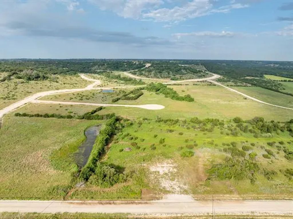 1085 Audrey Valley Lane, Glen Rose