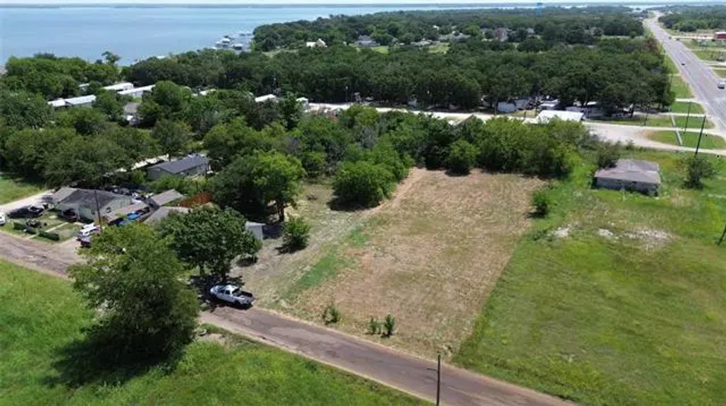 405 Vista Gate, West Tawakoni