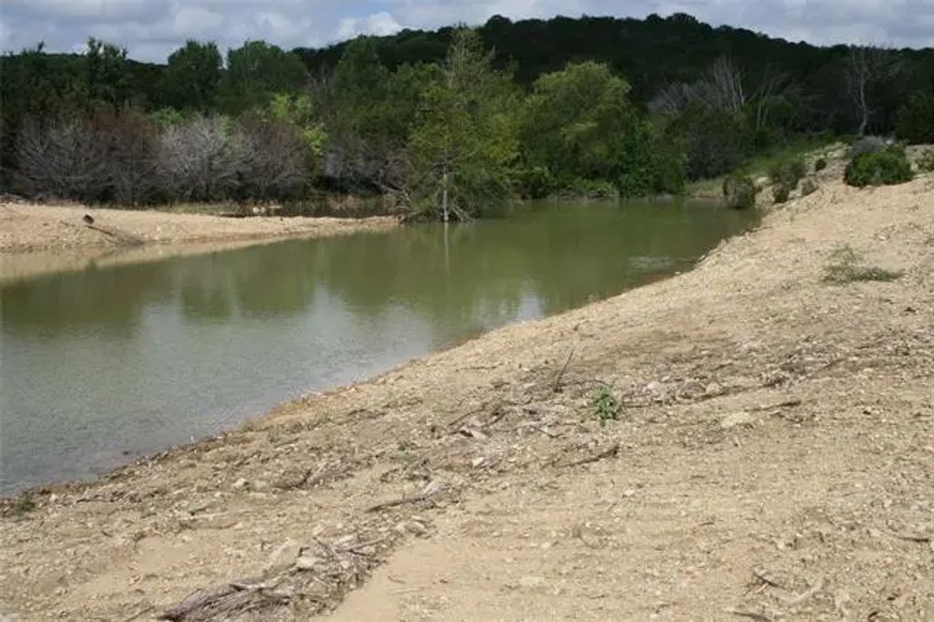 464 Upper Brad Road, Strawn