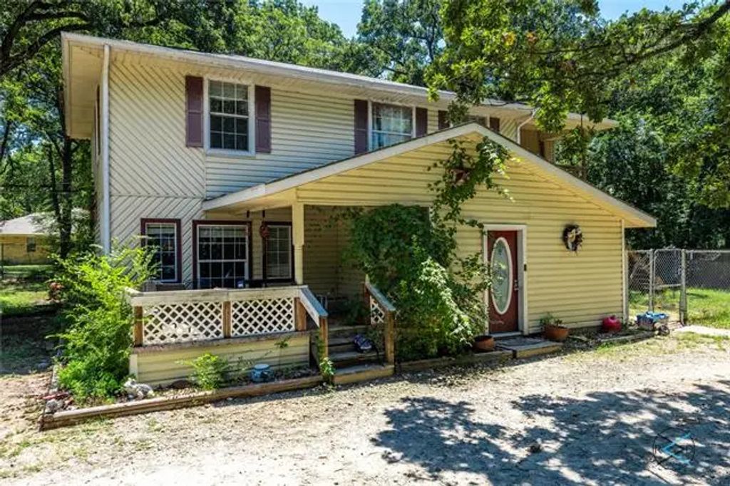 114 Lakeway Lane, Gun Barrel City