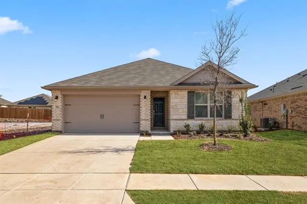 3915 Condor Drive, Crandall
