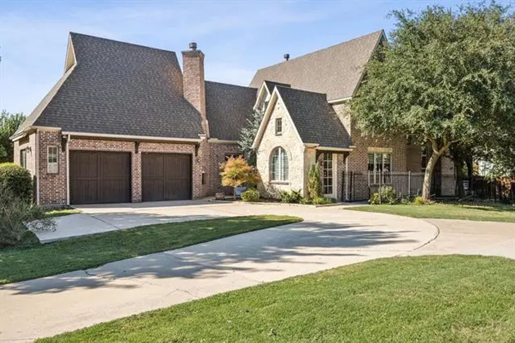 800 Chapel Hill Lane, McKinney