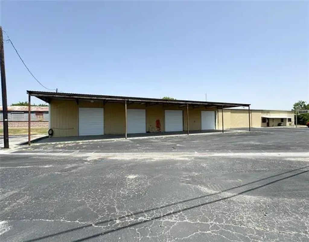 501 S Business 287, Decatur