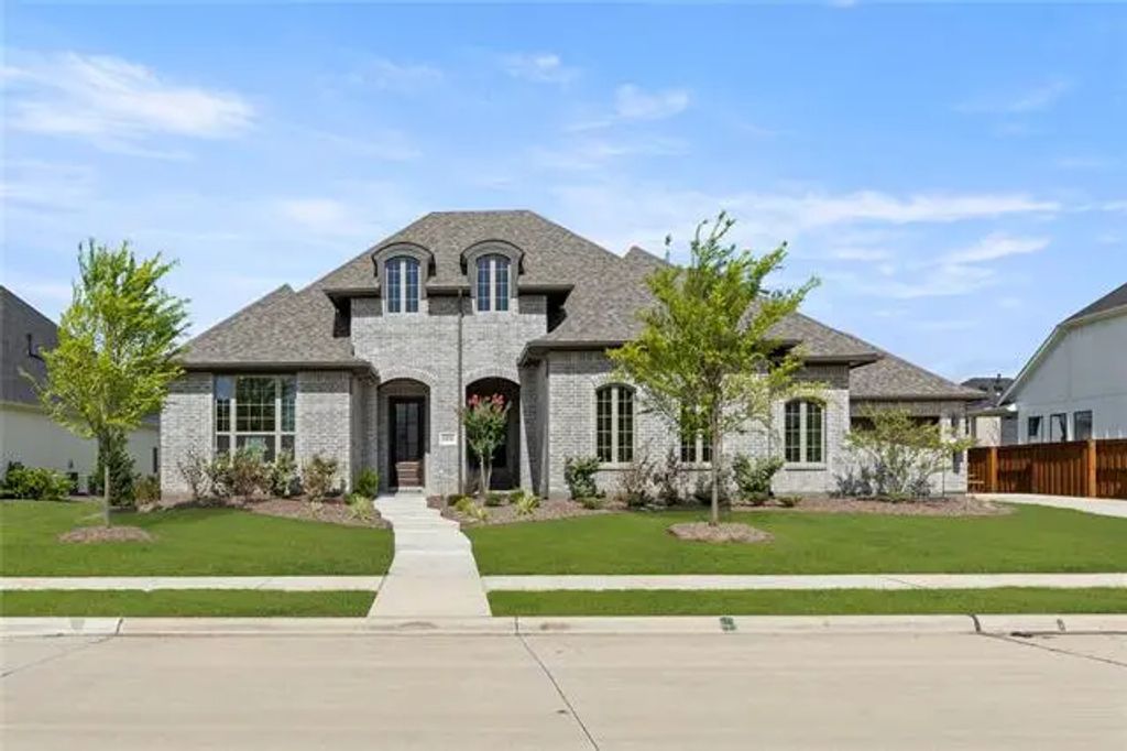 1531 Fairmont, Prosper