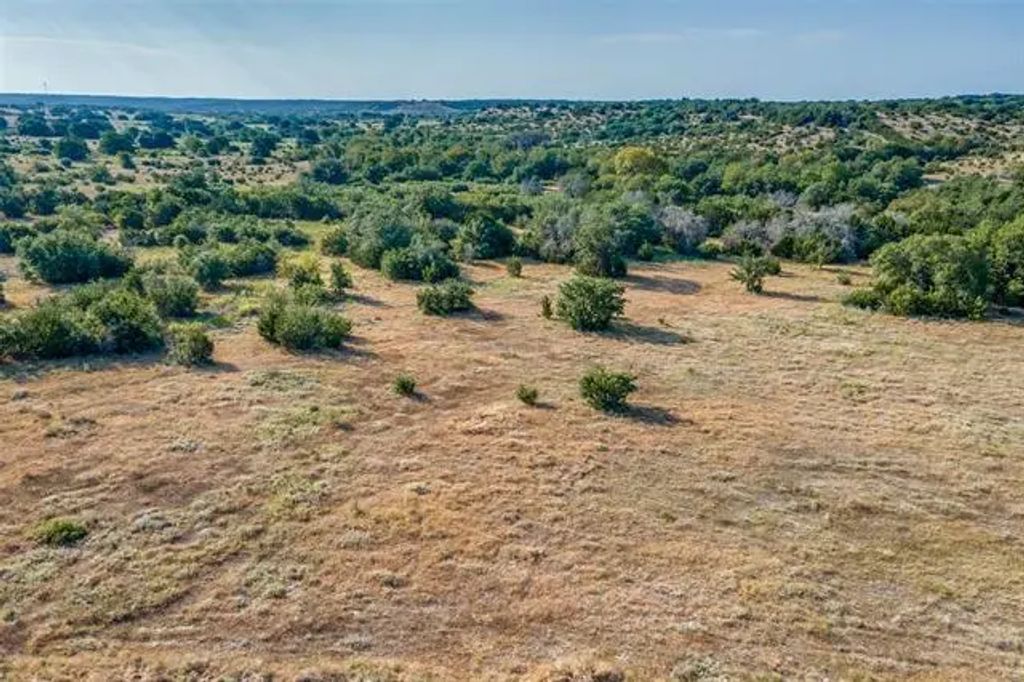 1709 Hidden Oaks Trail, Glen Rose