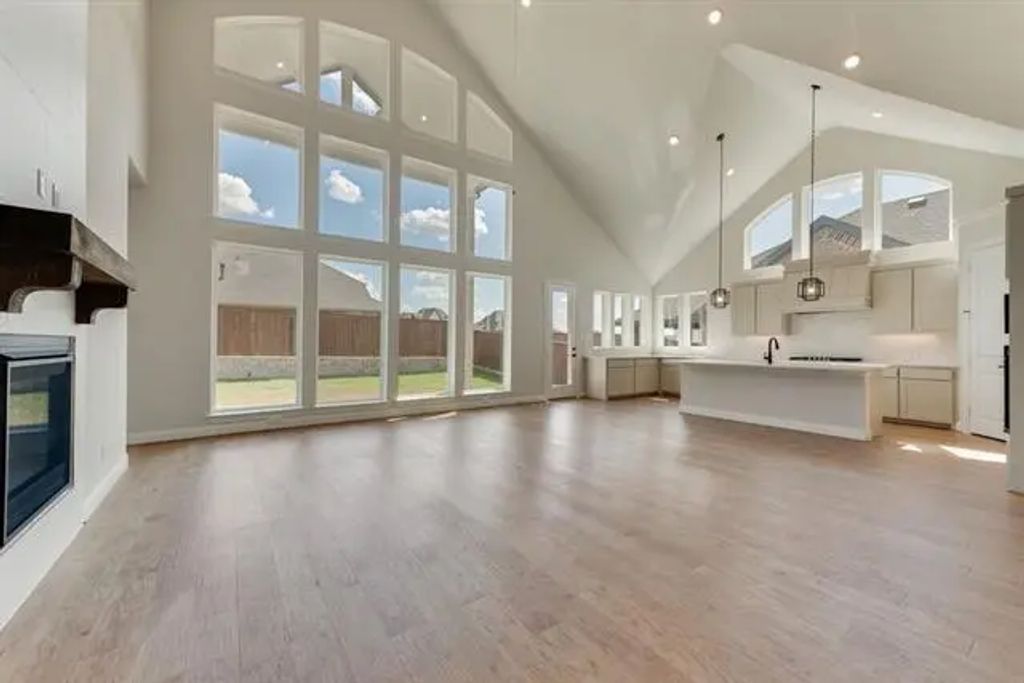 1029 Bleriot Drive, Fate