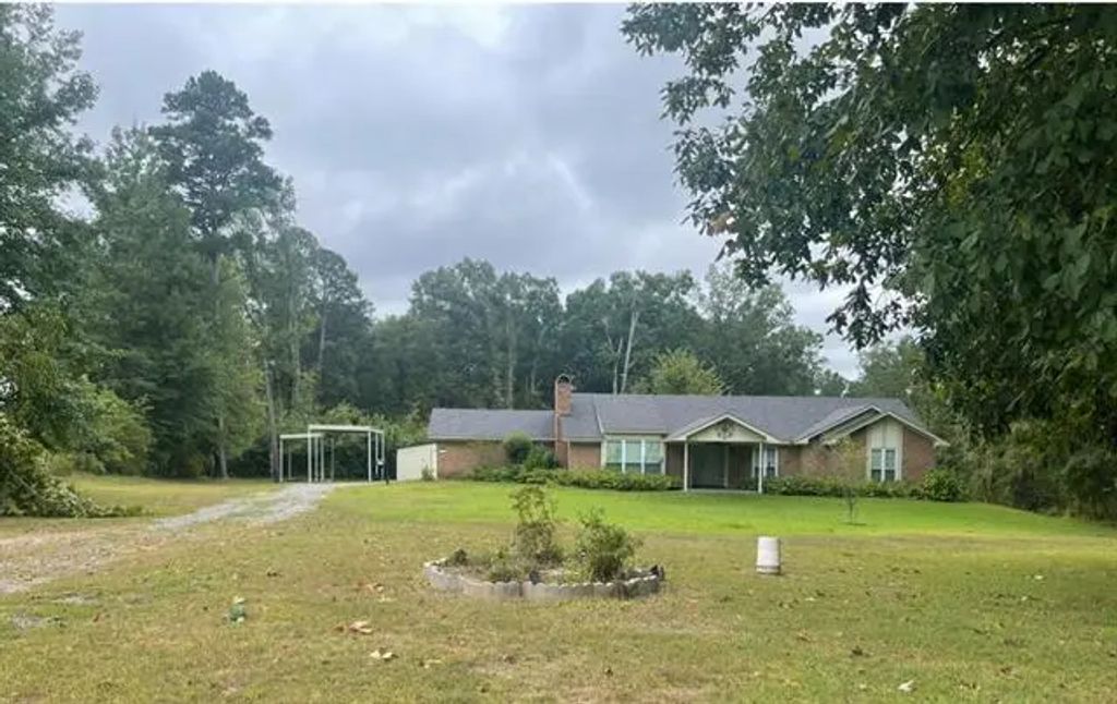 25815 Highway 157, Shongaloo