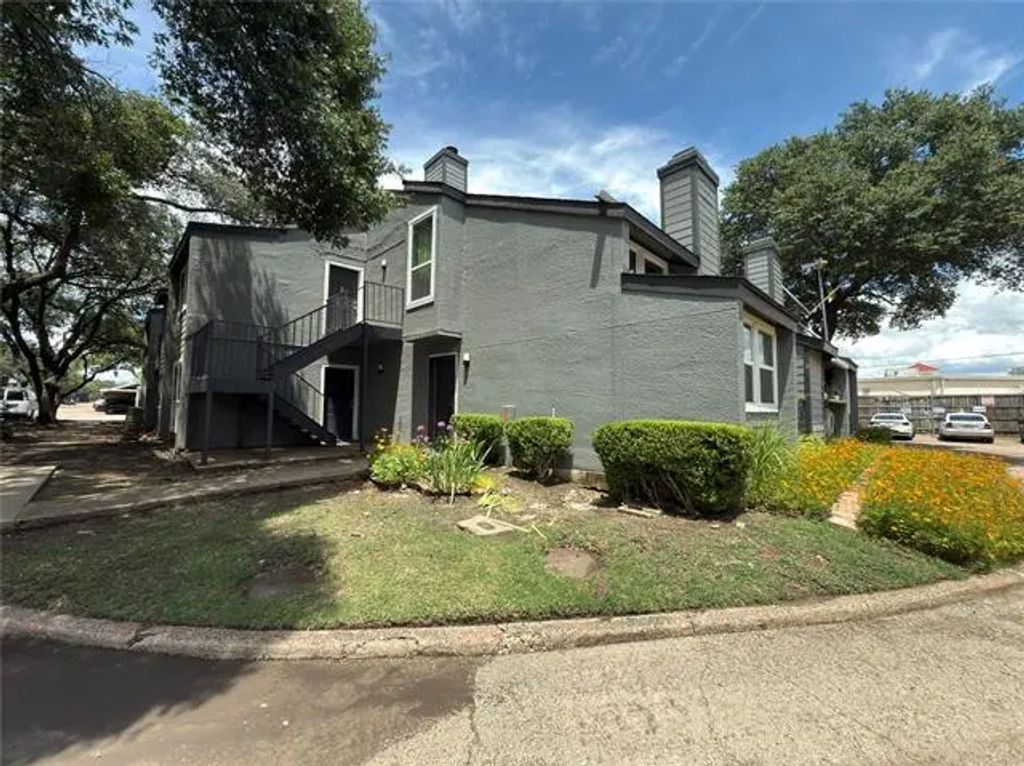 9696 Walnut Street 1717, Dallas