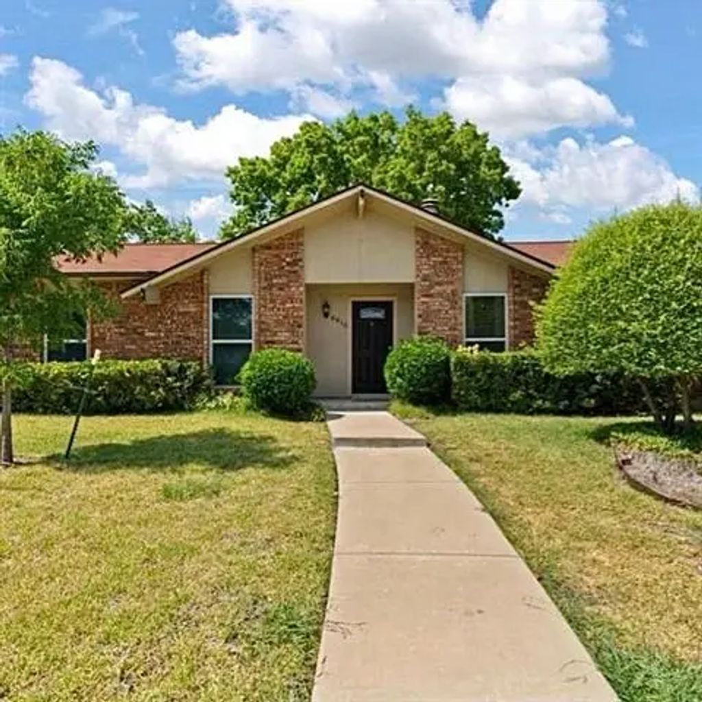 8813 Westfield Drive, Rowlett