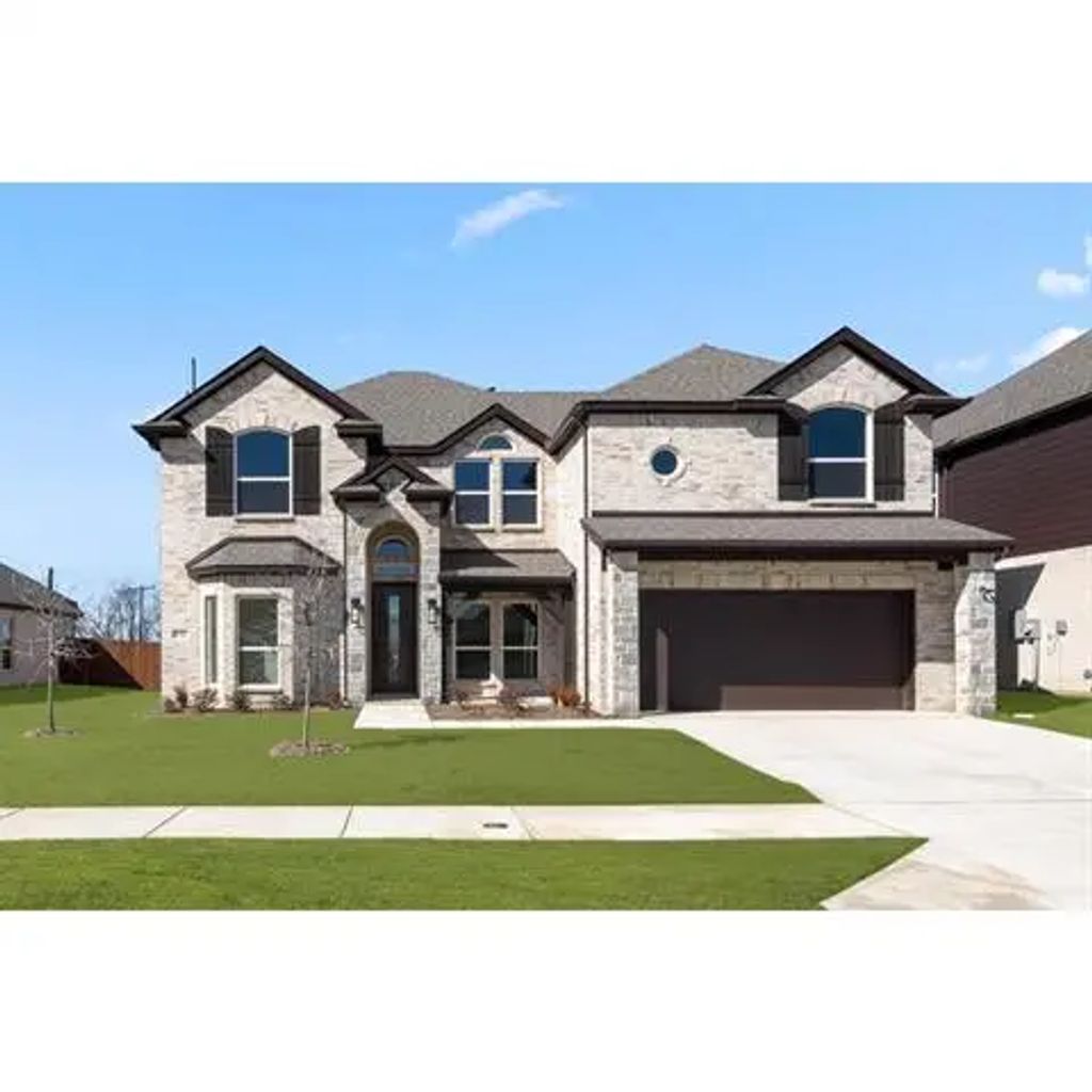 8712 Heartland Drive, Fort Worth