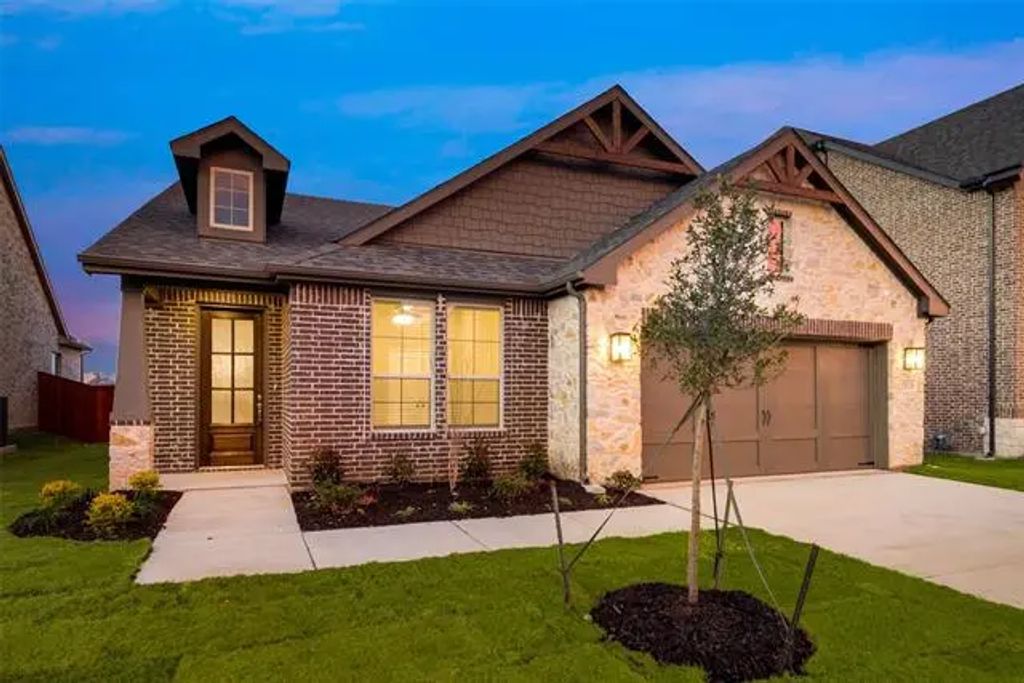 15116 Devonne Drive, Aledo