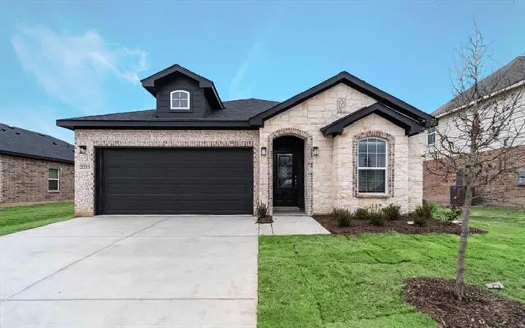 2213 Ridgecrest Lane, Sherman