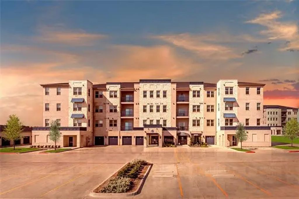 651 N Watters Road 4303, Allen