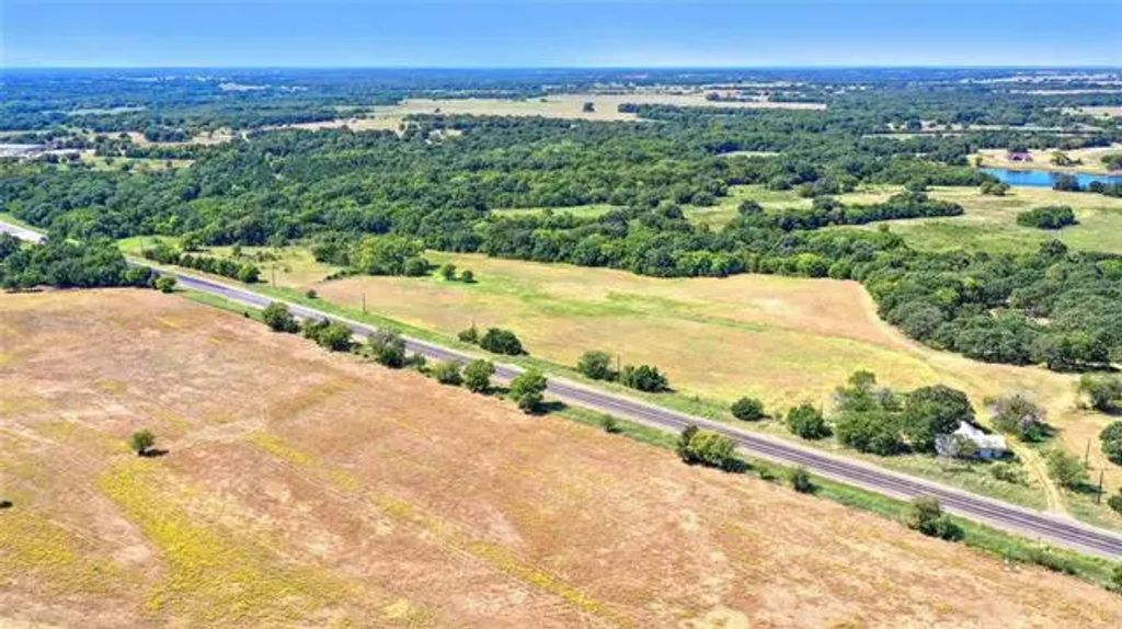 27597 Us 377 Highway, Gordonville
