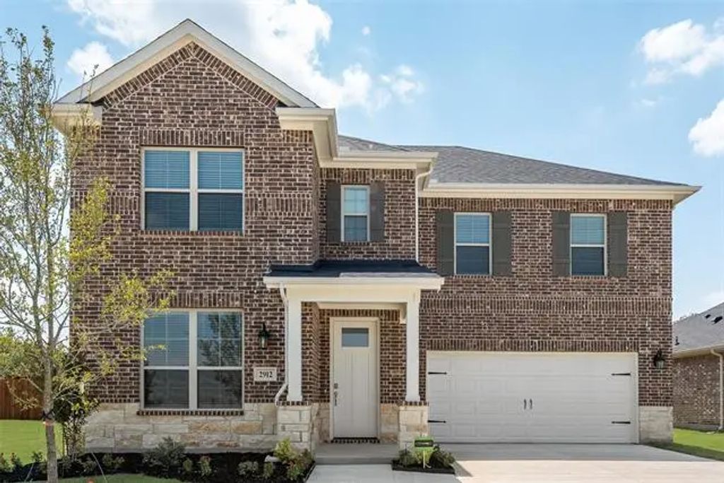 2912 Hanscom Street, Forney