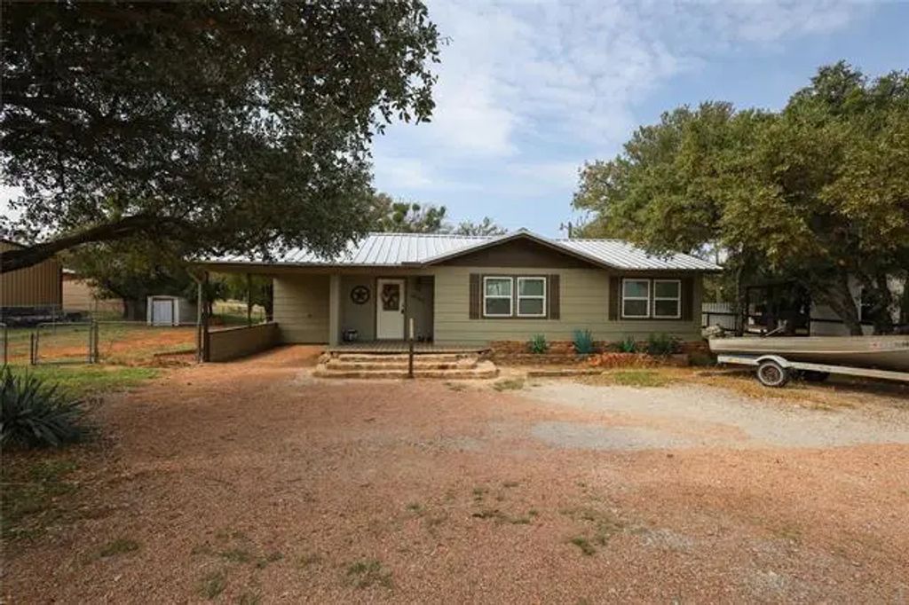 4240 Cheyenne Dr, May